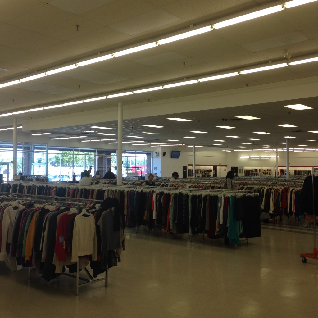Clean & organized racks at Value Village. #thesavageway