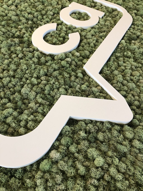 Upclose detail of the Charlotte Agenda Moss Art made by #thesavageway