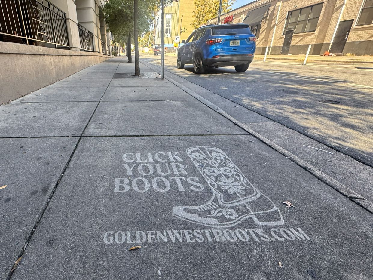 Clean Graffiti Cacti